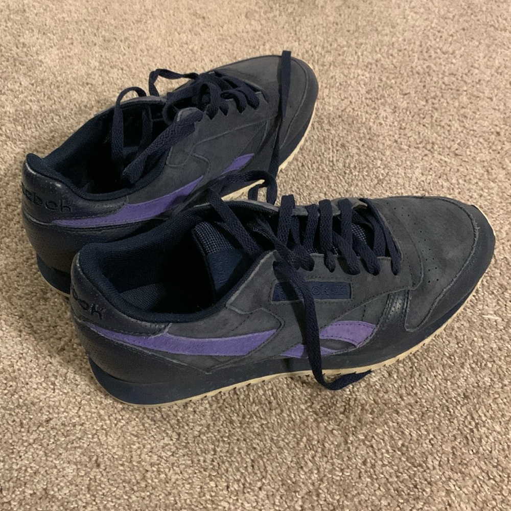 Reebok Sneakers - Size 9